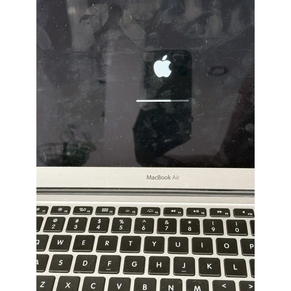 Apple MacBook Air ‎ Model A1466 EMC 2632 2013 Space Gray